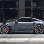 نمای بغل پورشه ۹۱۱ تریم GT3 RS مدل ۲۰۲۴
